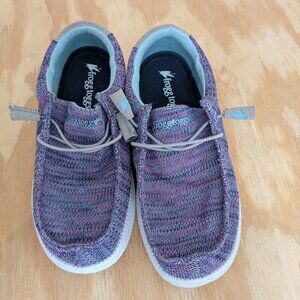 Frogg Toggs Java Lace-Up (Woman's Size 6)